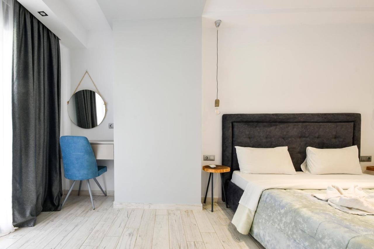 Zinozis Beach Apartments Vourvourou Exterior photo
