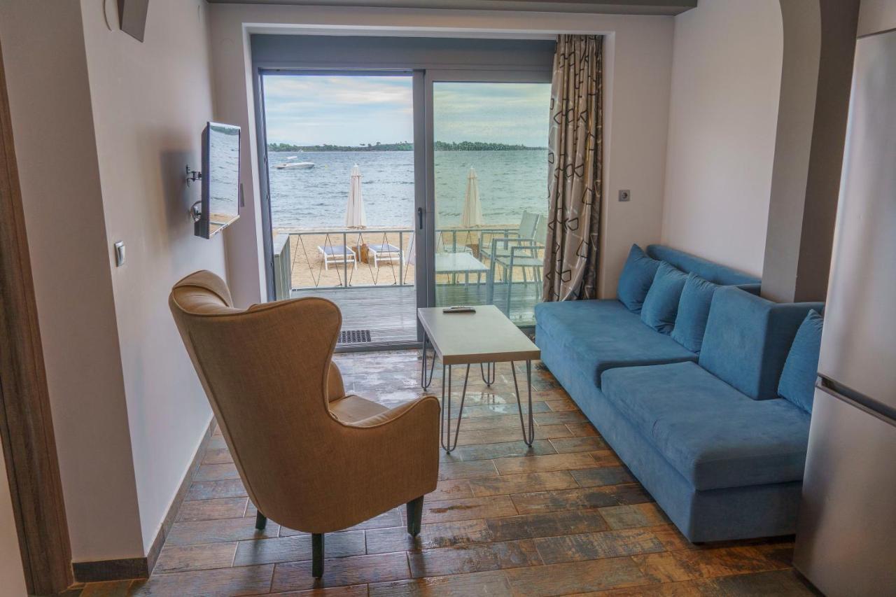 Zinozis Beach Apartments Vourvourou Exterior photo