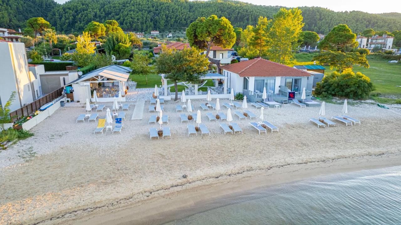 Zinozis Beach Apartments Vourvourou Exterior photo