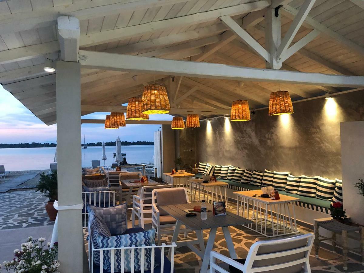 Zinozis Beach Apartments Vourvourou Exterior photo